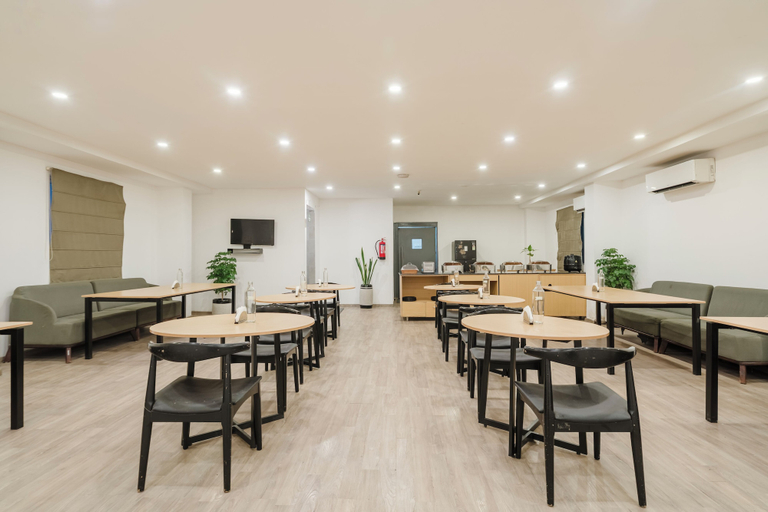 Restaurant 3, RCC Hotels Elite Begumpet, Hyderabad