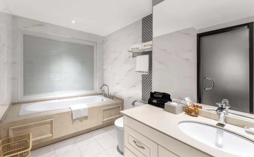 Bathroom 4, Lu'an Garden Hotel Shanghai, Shanghai