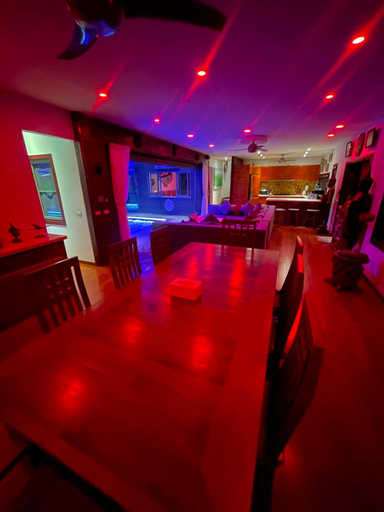 Food & Drinks, Stunning villa with ocean views and free car, Ko Samui