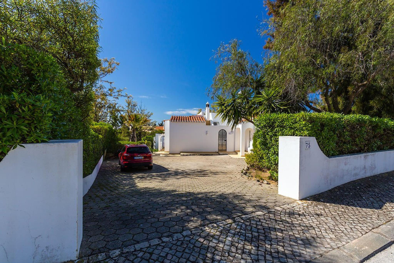 3, Floresta · Fabulous villa close to beach and golf, Lagoa