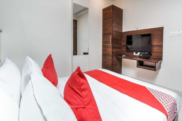 Room 4, Deluxe Brookefield Mall Bangalore, Bangalore