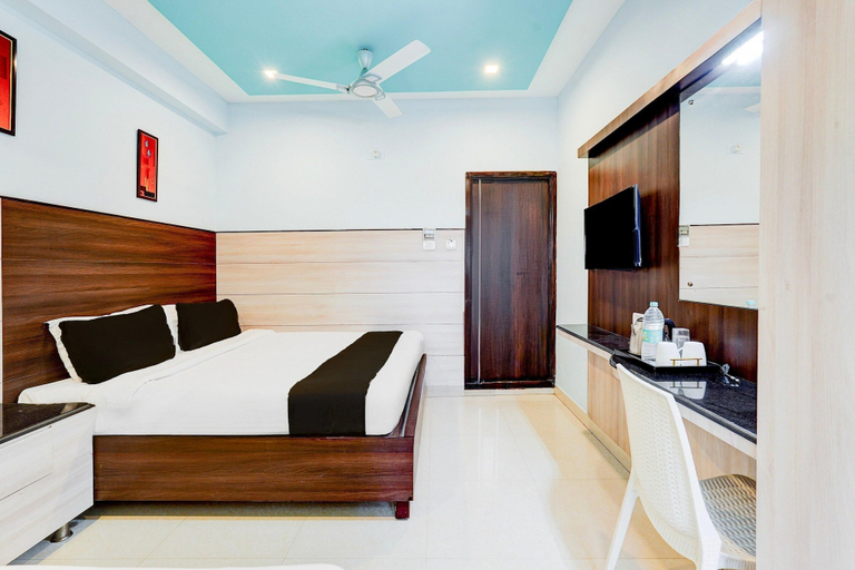 Room 4, Townhouse Chennai Airport, Kancheepuram