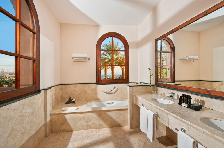 Bathroom 4, The Level at Melia Villaitana, Alicante