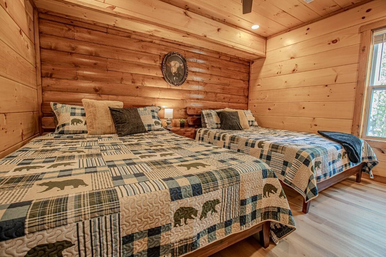 Room 2, Z - Highland Haven, Sevier