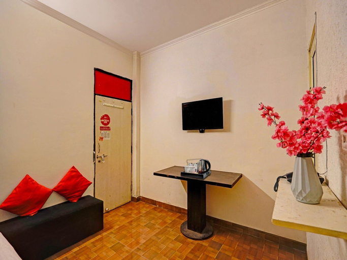 Room 5, Deluxe Hotel Shhalom, Nainital