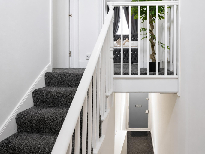 Interior 3, One Bedroom Luxury Apartment, London