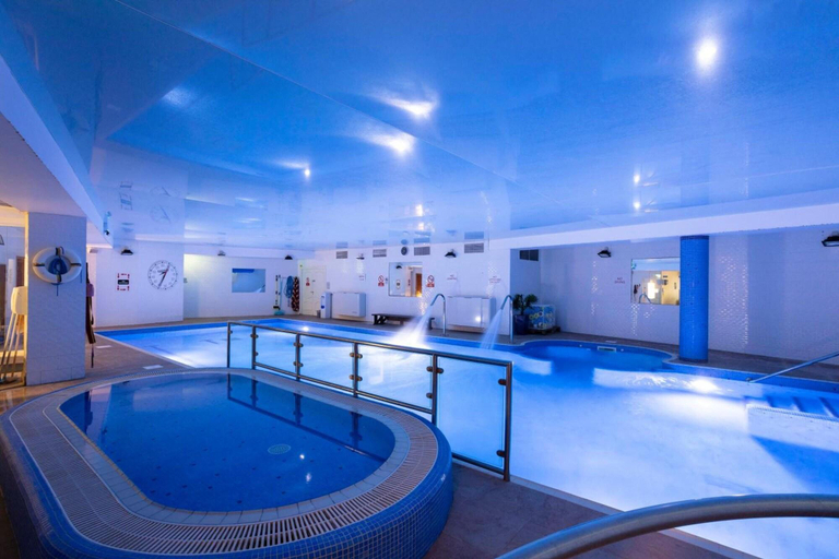 Sport & Beauty 2, Schull Harbour Hotel
