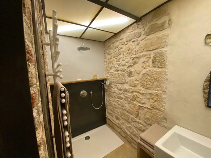 Bathroom, Secret d'Uzès, Gard