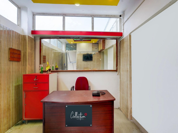 Reception 2, Classic Kelambakkam Chettinad Hospital, Kancheepuram
