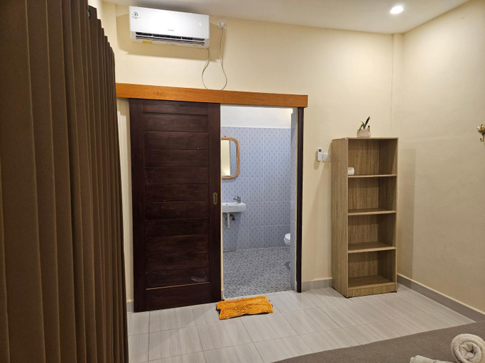 Bedroom 2, Risna Homestay, Klungkung