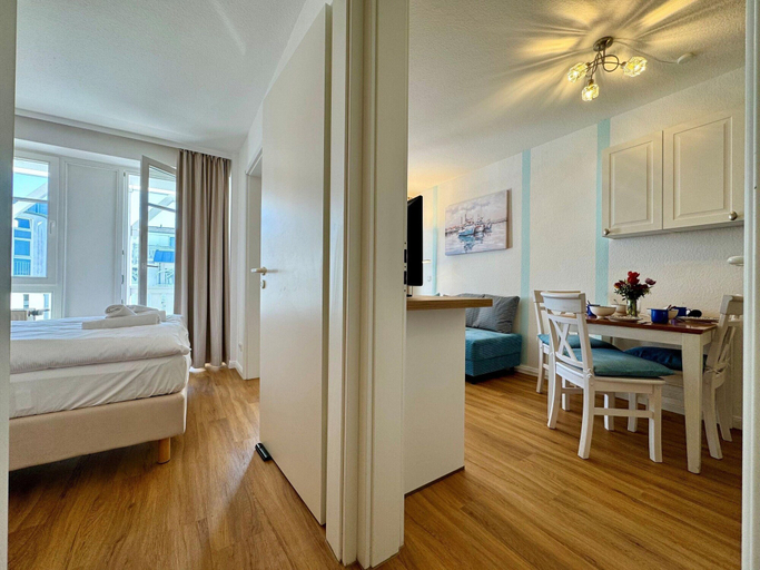Room 3, Gemutliche Ferienwohnung mit Grossem Balkon in Sellin, Vorpommern-Rügen