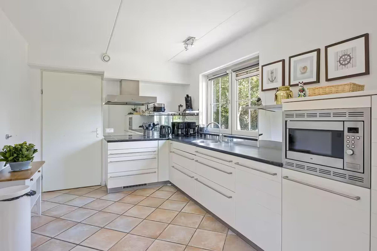 Private kitchen 3, Romantic Villa for 2-guests With Sauna, Makkum, Wûnseradiel