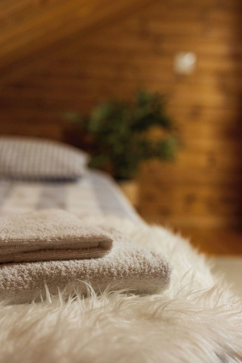 Room 2, Villa Tilhi - Peaceful 2BR Cabin in Ruka, Northern Ostrobothnia