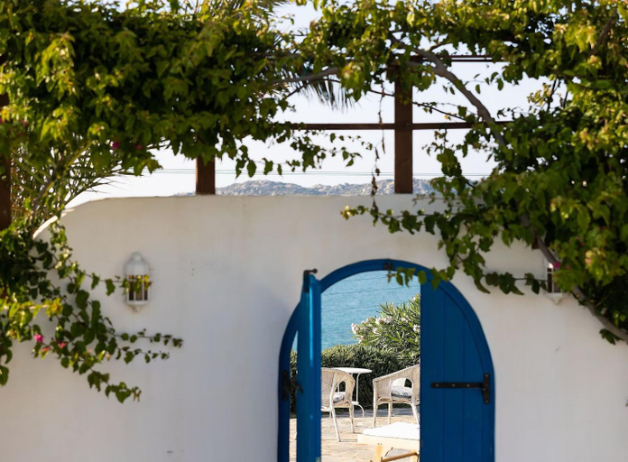 3, Charming Naxos Villa, Ocean Views, Modern Comfort, Tranquil Escape, South Aegean