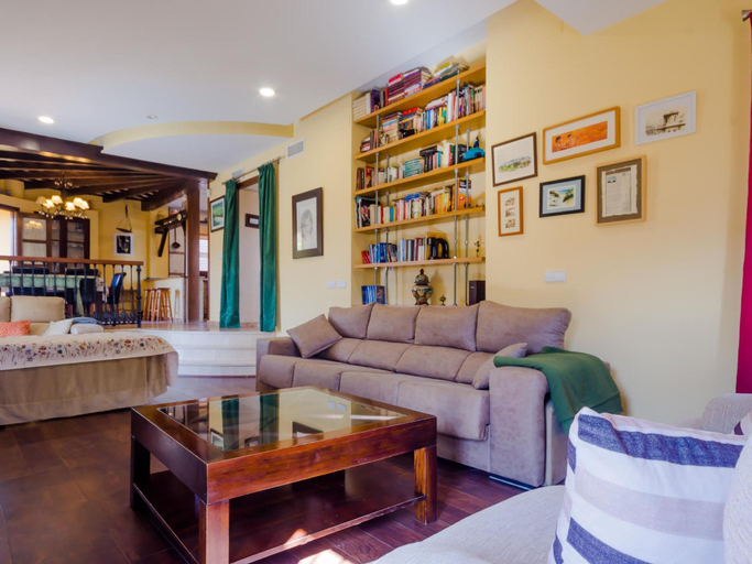 3, Villa Las Palomas 14988, Cádiz