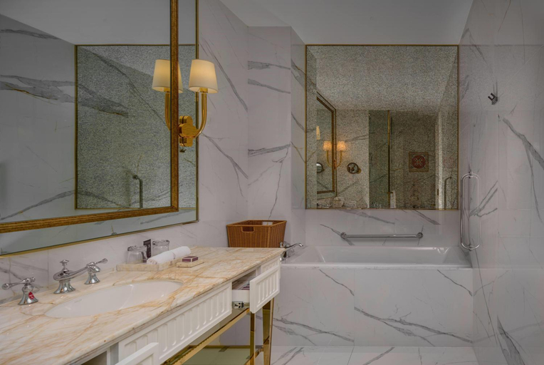 Bathroom 4, Ramada By Wyndham Sihanoukville Xinhaohui Palace, Sihanoukville