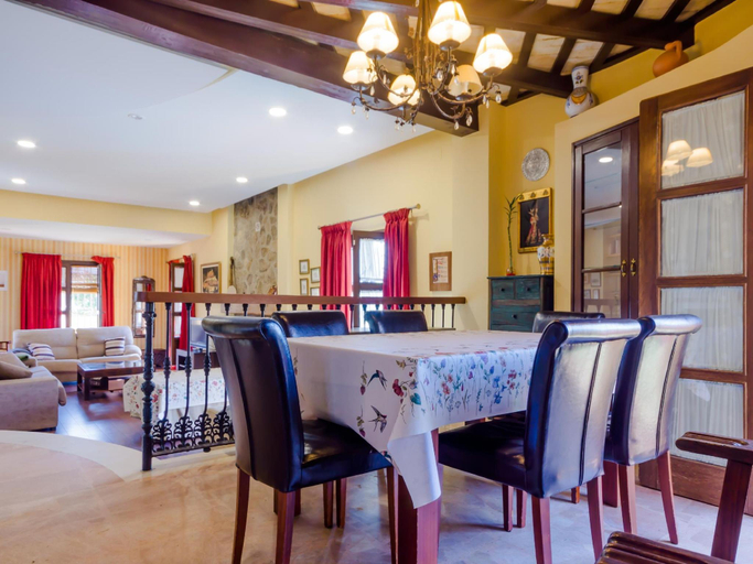 5, Villa Las Palomas 14988, Cádiz