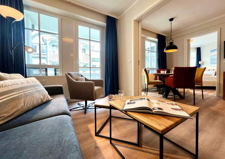 Living room 3, Moderne Ferienwohnung mit Balkon in Sellin, Vorpommern-Rügen