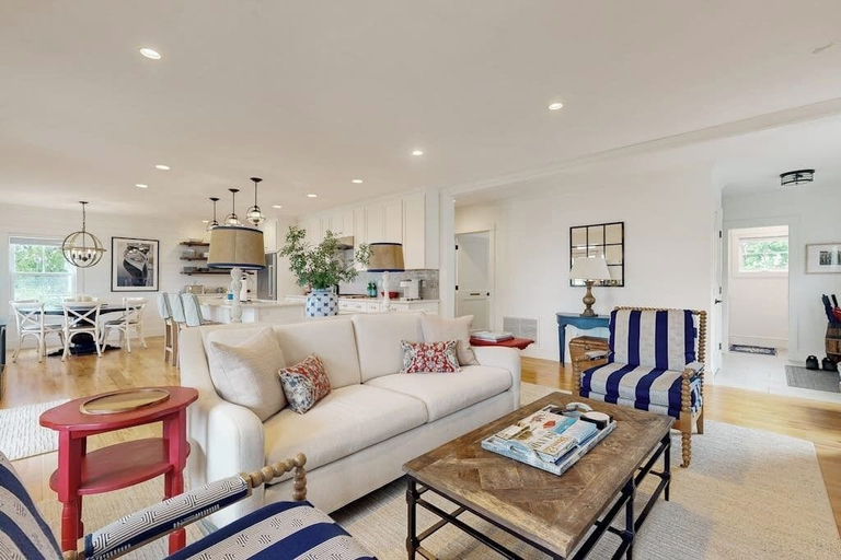 Living area 5, Elegant Home With Veranda & Water View, Walk to Downtown Boothbay Harbor, Lincoln