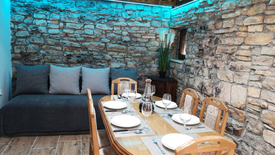 Food & Drinks, Juniper Stone Cottage by Villas Guide, Benkovac