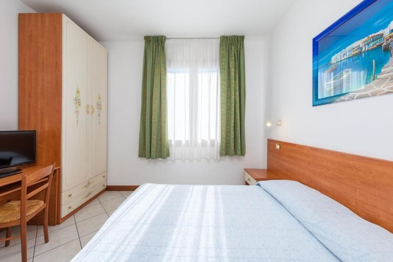 Bedroom 4, Albergo Nuova Aurora, Venezia