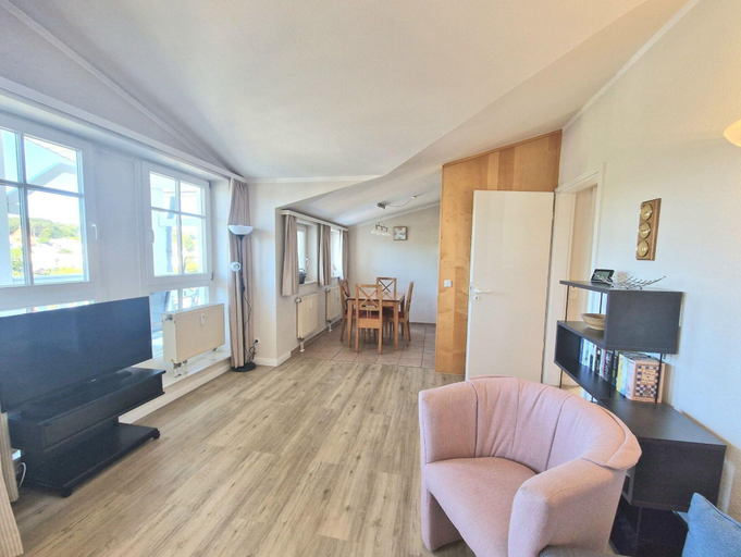 Living room 2, Komfortable Ferienwohnung auf Rugen, Vorpommern-Rügen