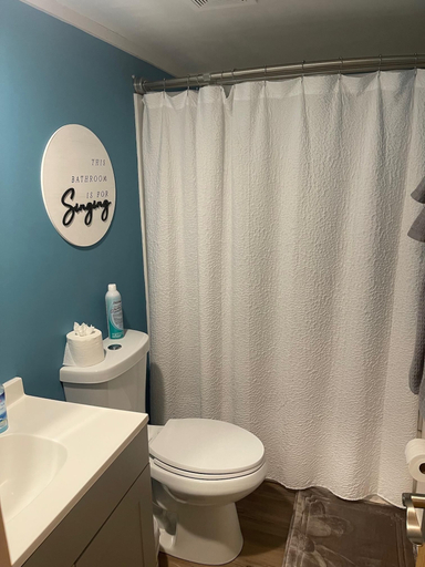 Bathroom 3, Cozy Hollow Cabin, Jefferson