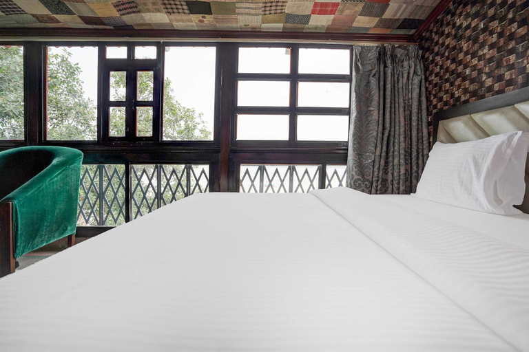 Room 2, Suite Room With Ganga View Heritage Scindia Ghat, Varanasi