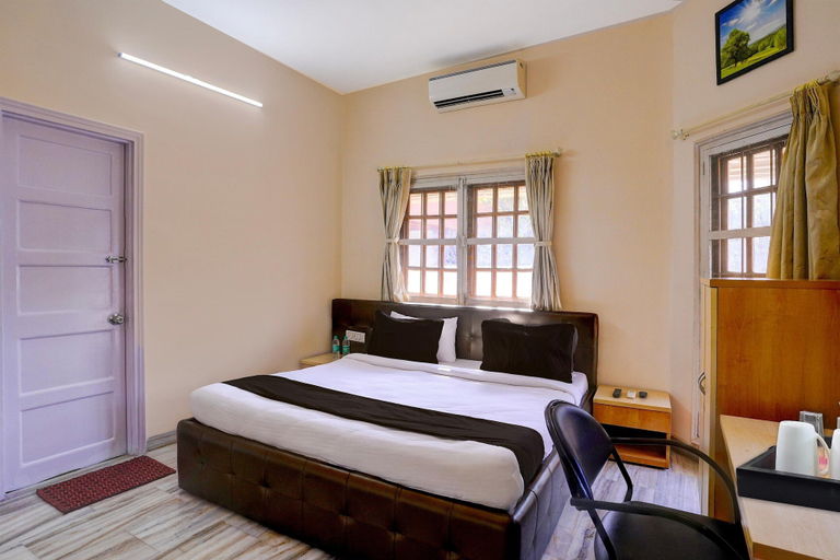 Room 3, Classic Misty Royale Villa, Pune