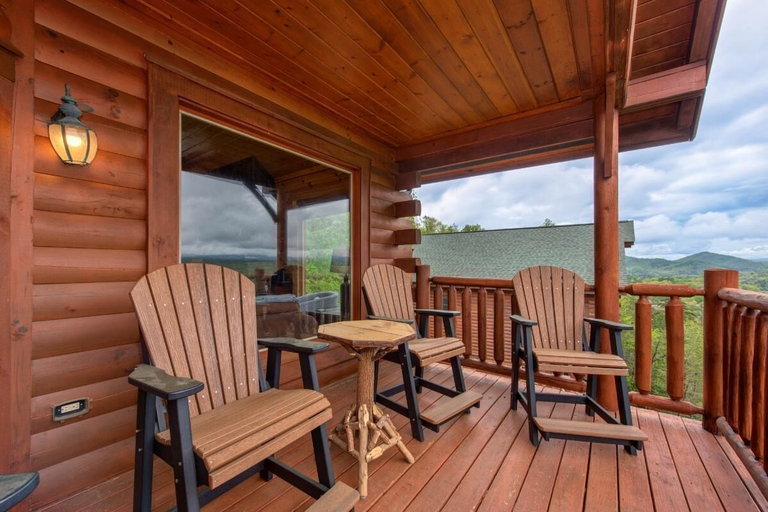 Terrace/patio, Edge Of Forever, Sevier