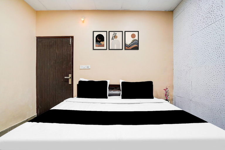 Room 4, Classic Hotel R1 Inn, Jalandhar