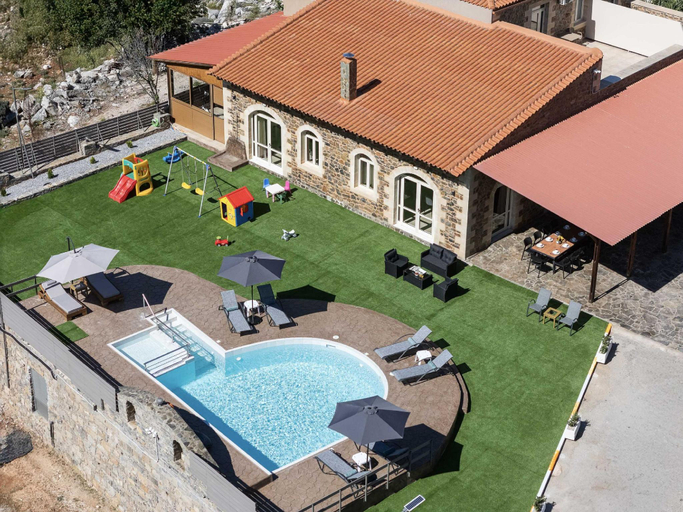 3, Villa Pasiphae - With Private Pool, Crete