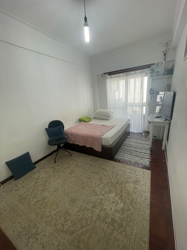 Room 5, Room-very Prime Location From Lisbon air, Lisbon