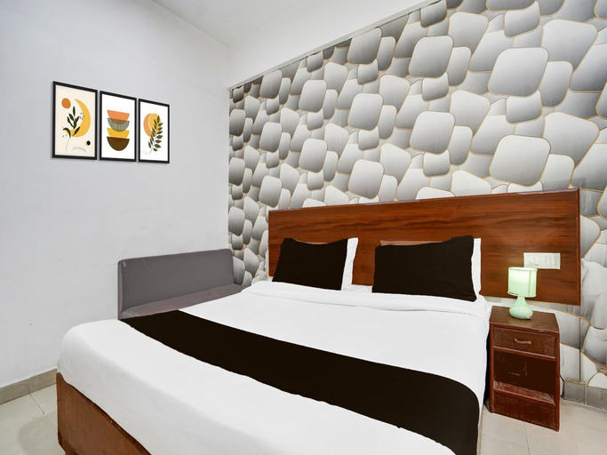 Room 2, Collection O Tourist Complex Area, Agra