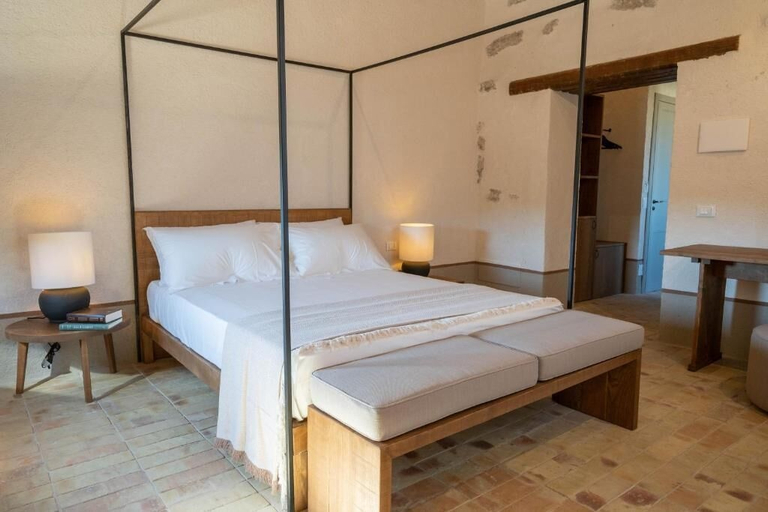 Room 4, Borgo delle Pietre, Agrigento