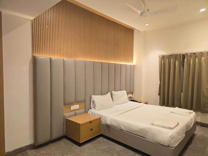 Room 5, Sai Madhura A Luxury Hotel, Ranga Reddy