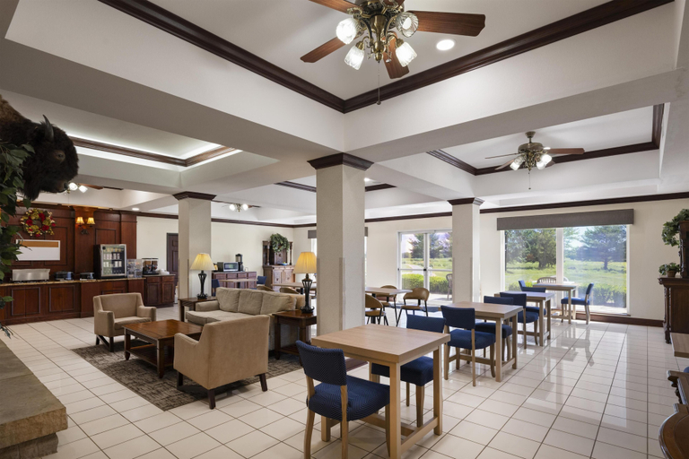 Food & Drinks 4, Crown Pointe Lodge, BW Signature Collection, Saint Francois