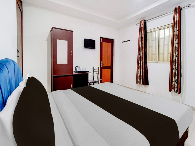 Room 3, Premium Kunnamangalam Near Bus Stand, Kozhikode