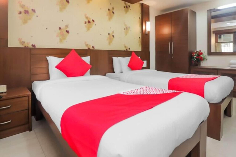 Bedroom 2, Hotel Srinivas, Dakshina Kannada