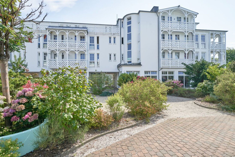 Garden 5, Moderne Ferienwohnung mit 2 Schlafzimmern und Balkon, Vorpommern-Rügen