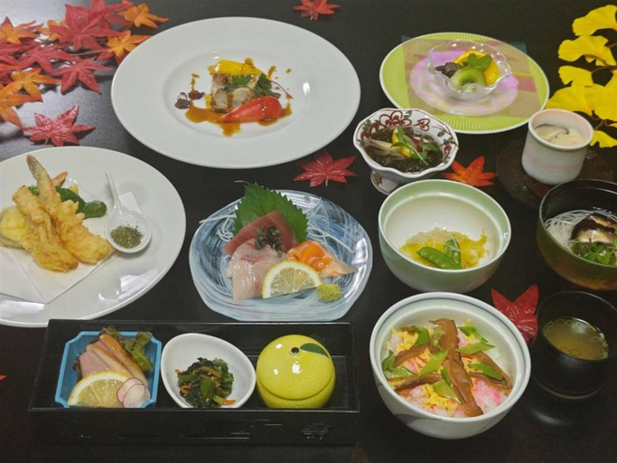 Food & Drinks 5, Hotel Nakayamasou, Miyakonojō