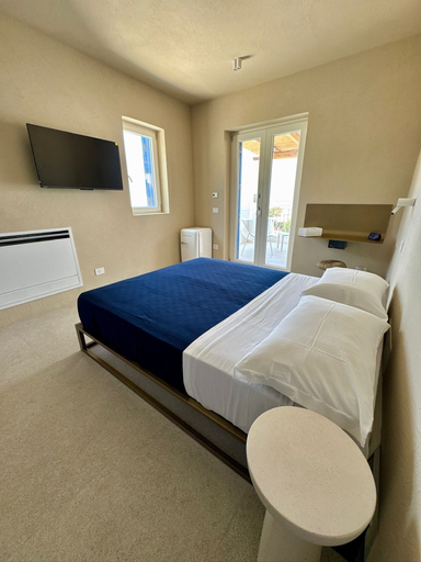 Room 4, Kyma Suites, Messina