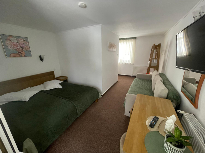 Bedroom 2, Pensiunea Olt Centrum/ Olt Centrum panzio, Baile Tusnad