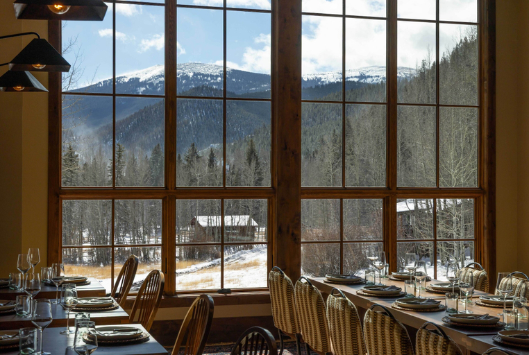 Dining 5, Tumbling River Ranch, Park