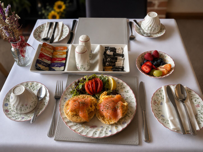 Food & Drinks 5, The Beaumont - B&B, Kent