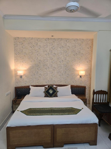 Bedroom 5, Hotel Gaurav Near Sindhi Camp Bus Stand, Jaipur