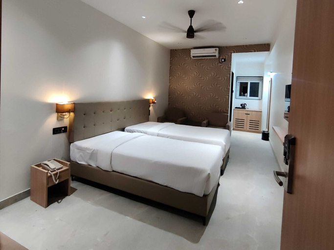 Room 3, Palette Hotel and Resort Pandharpur, Solapur
