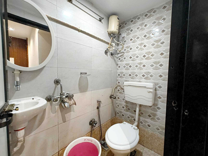 Bathroom 2, Classic Sri Sai Regency, Mumbai Suburban