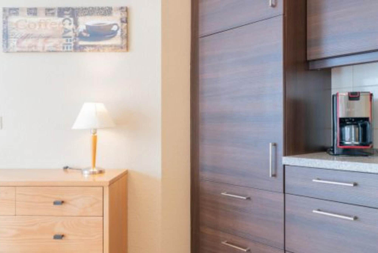 Private kitchen 5, Ferienwohnung im 2.og mit Balkon in Sellin, Vorpommern-Rügen
