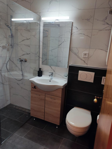 Bathroom 3, Haus Ilse on Bernsteinweg, Spittal an der Drau